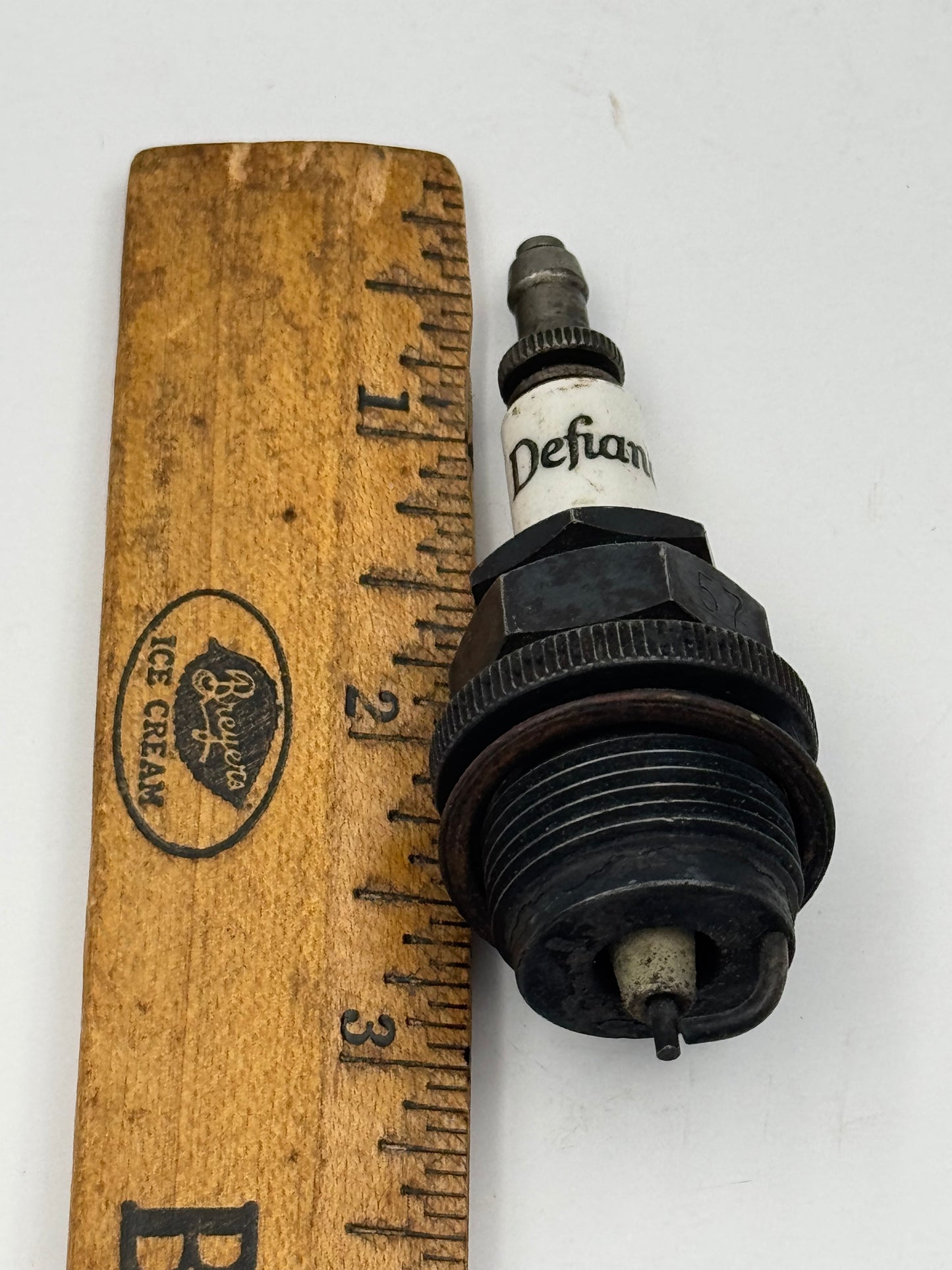 Vintage Spark Plug Defiance RARE