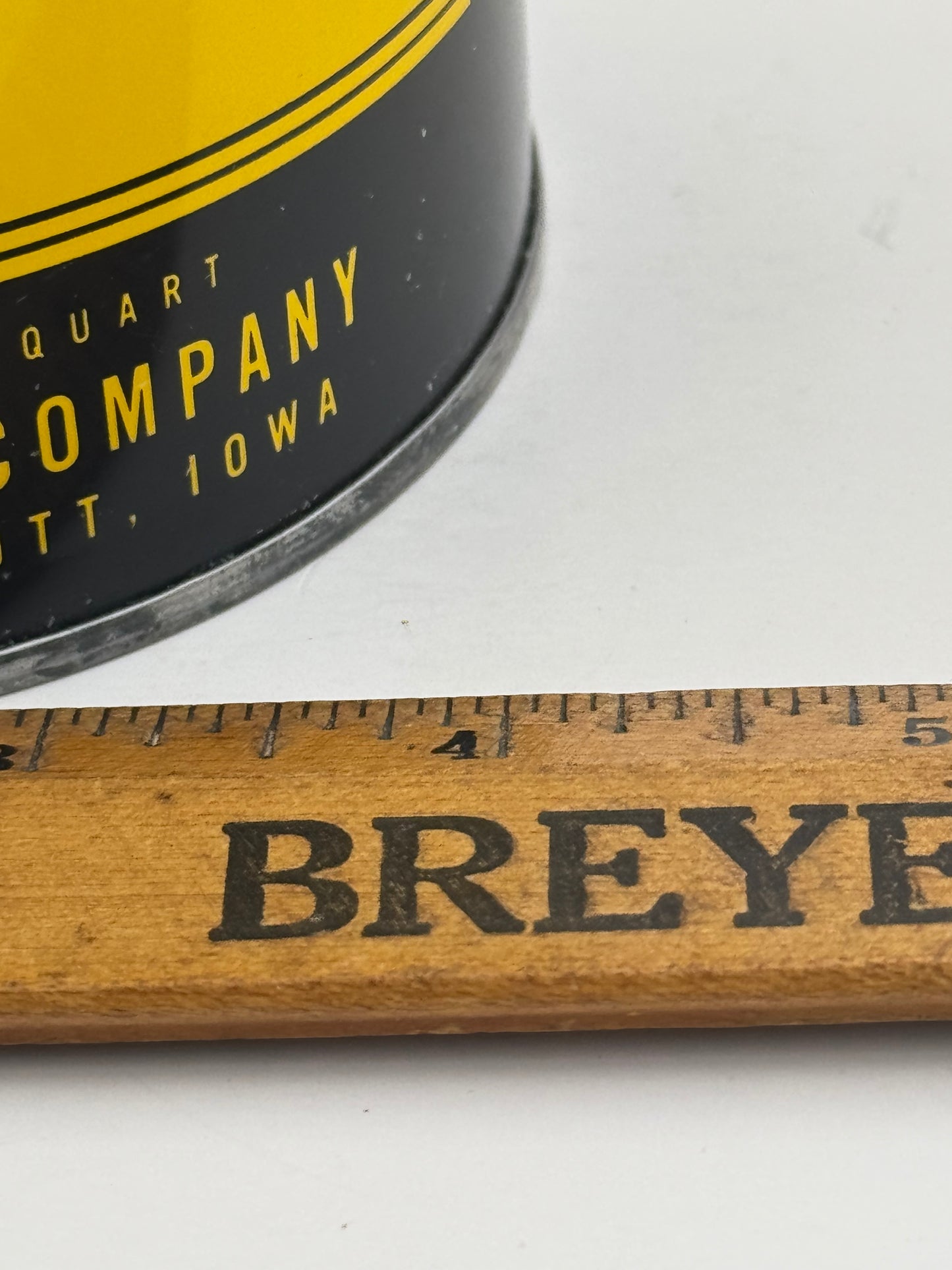 Vintage Cen Pe Co Oil Can Quart