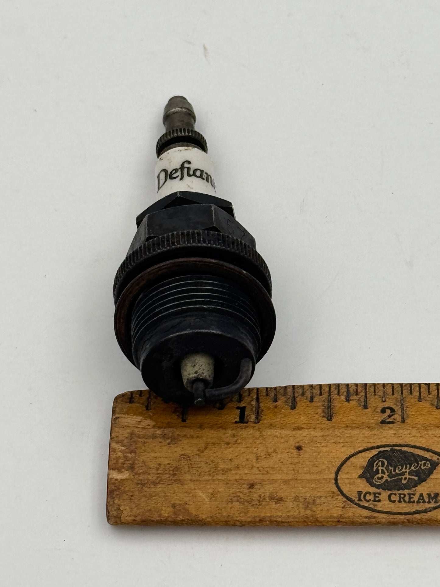 Vintage Spark Plug Defiance RARE