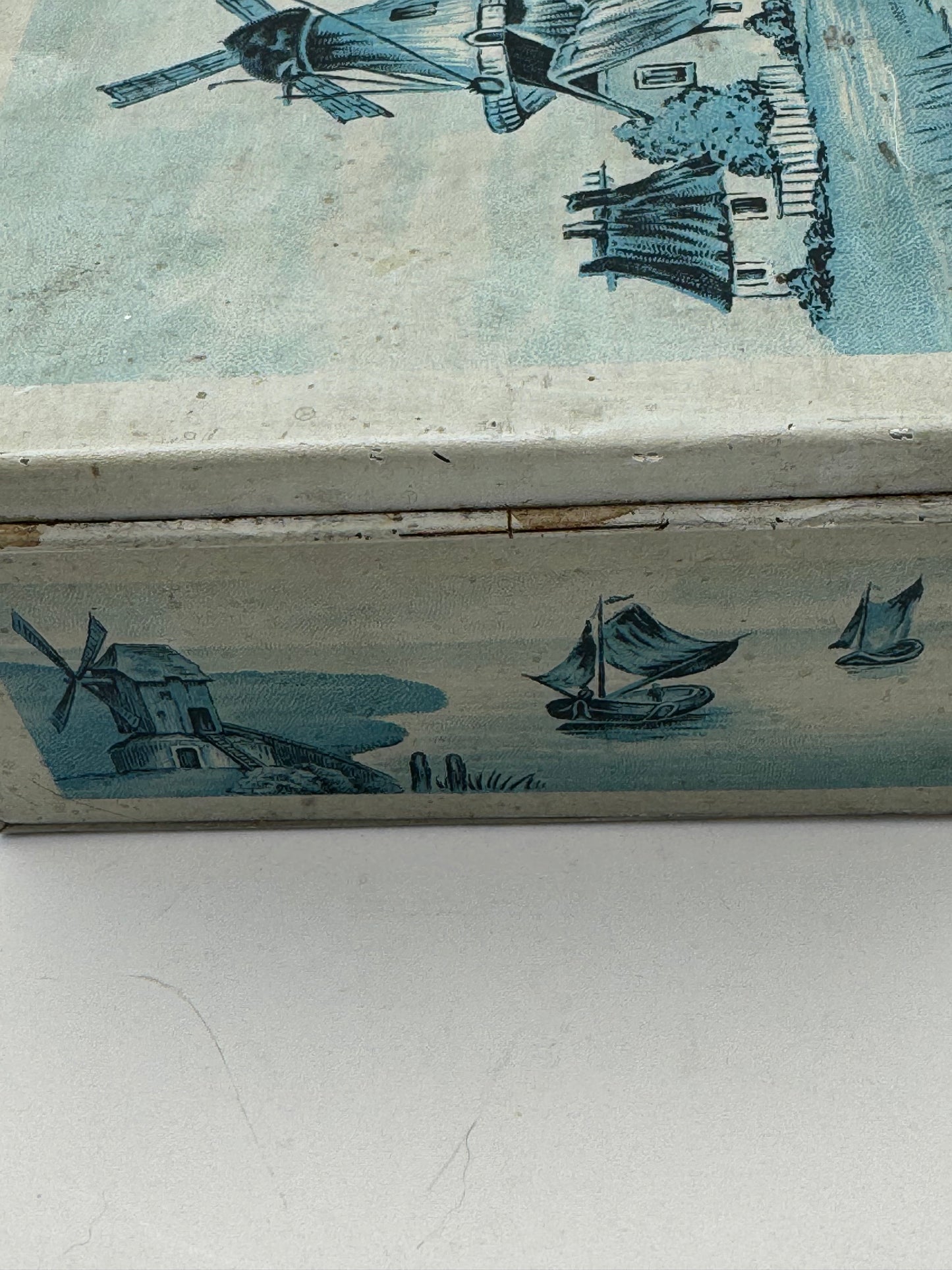 Vintage Zeno Gum Tin Great Graphics