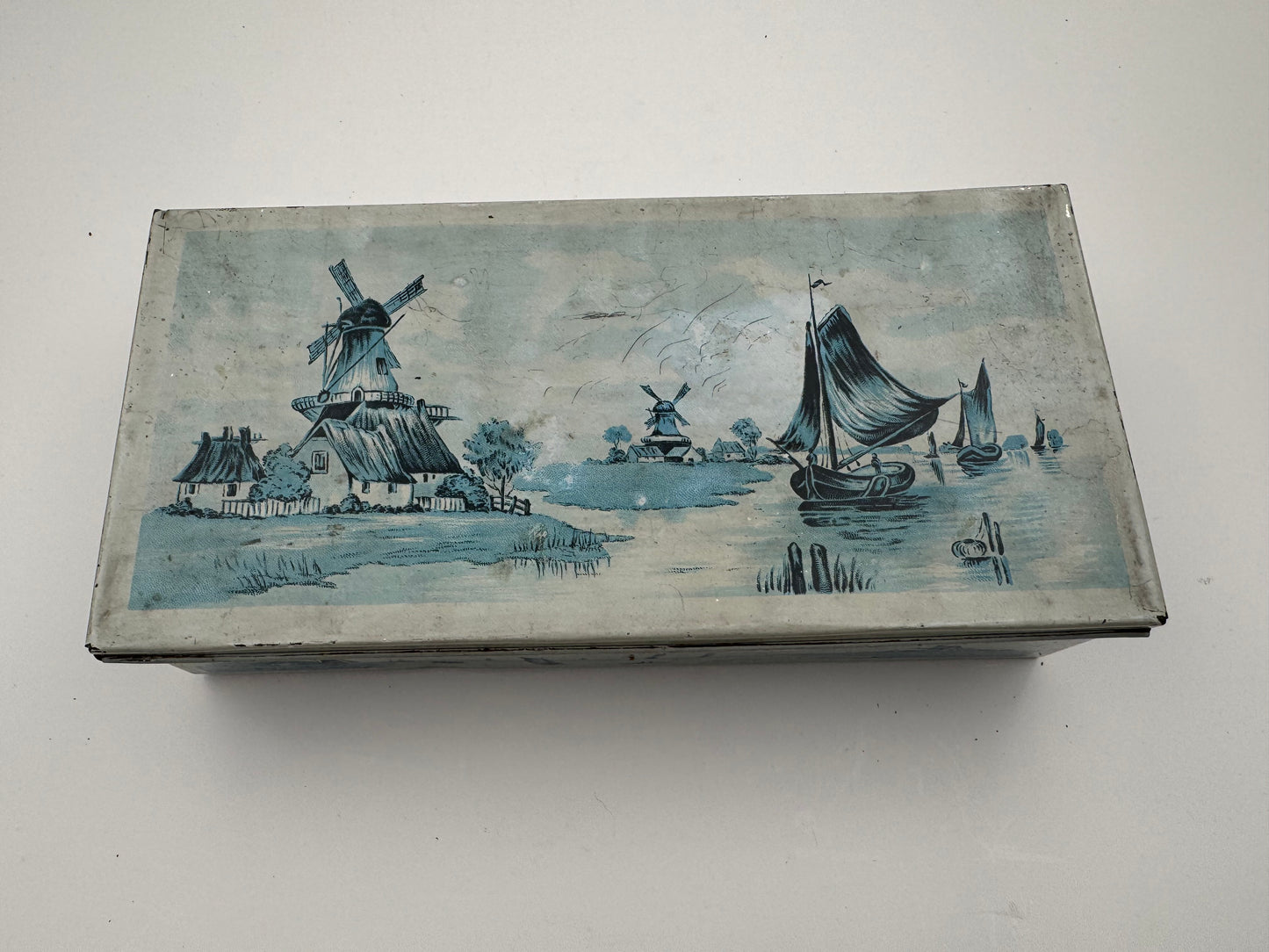 Vintage Zeno Gum Tin Great Graphics