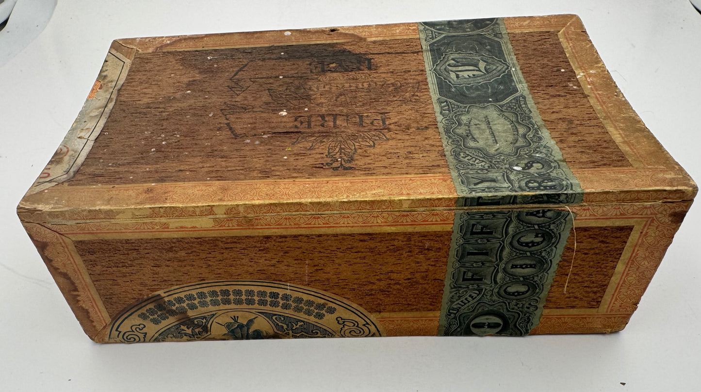 Vintage Cigar Box Pure Rye Lid Slight Warp