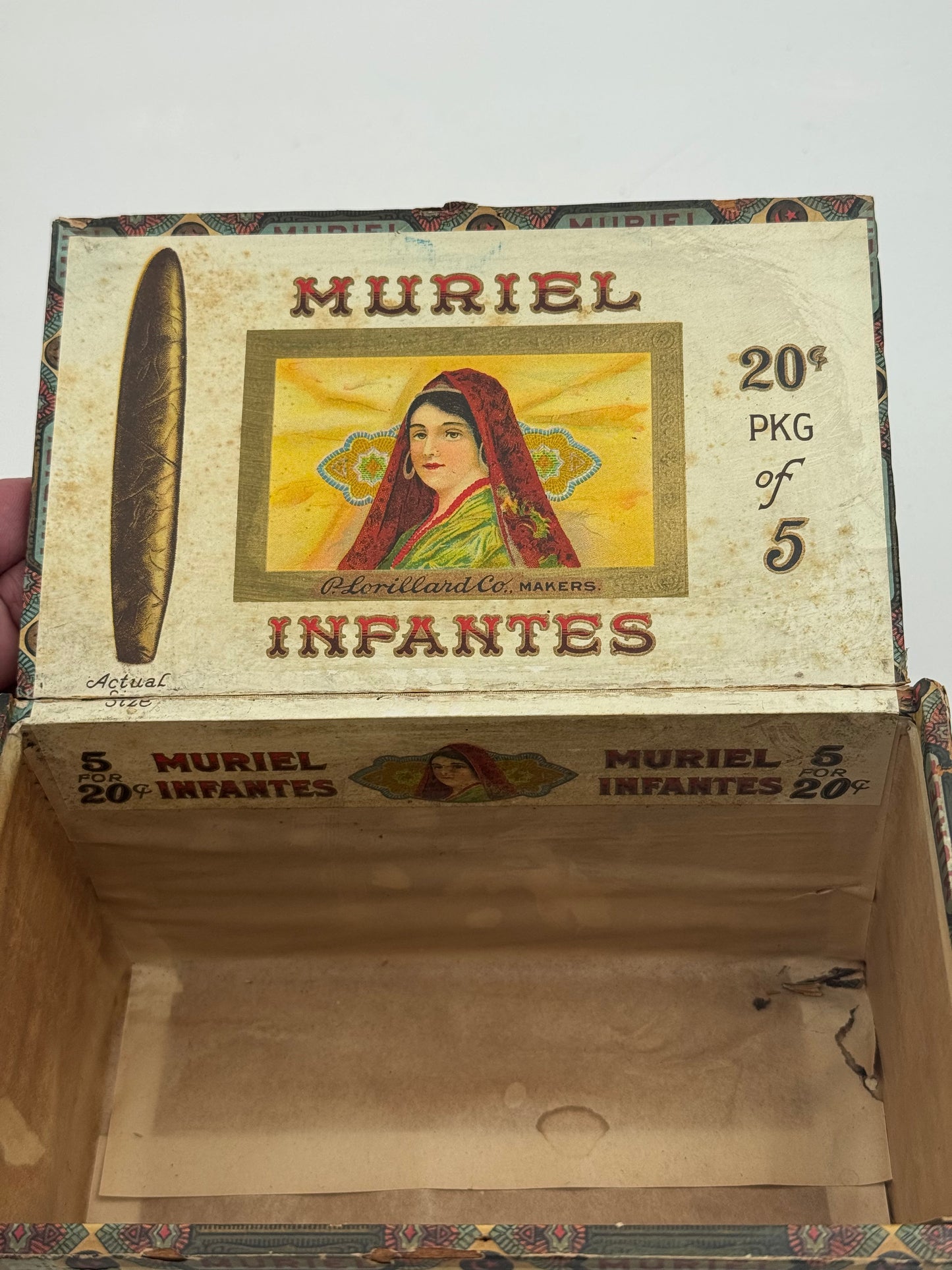 Vintage Muriel Cigar Box Rare Wood Fantastic Graphics