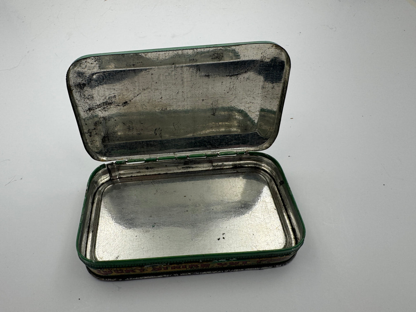 Vintage Lucky Strike Tin Early Tobacco Ad