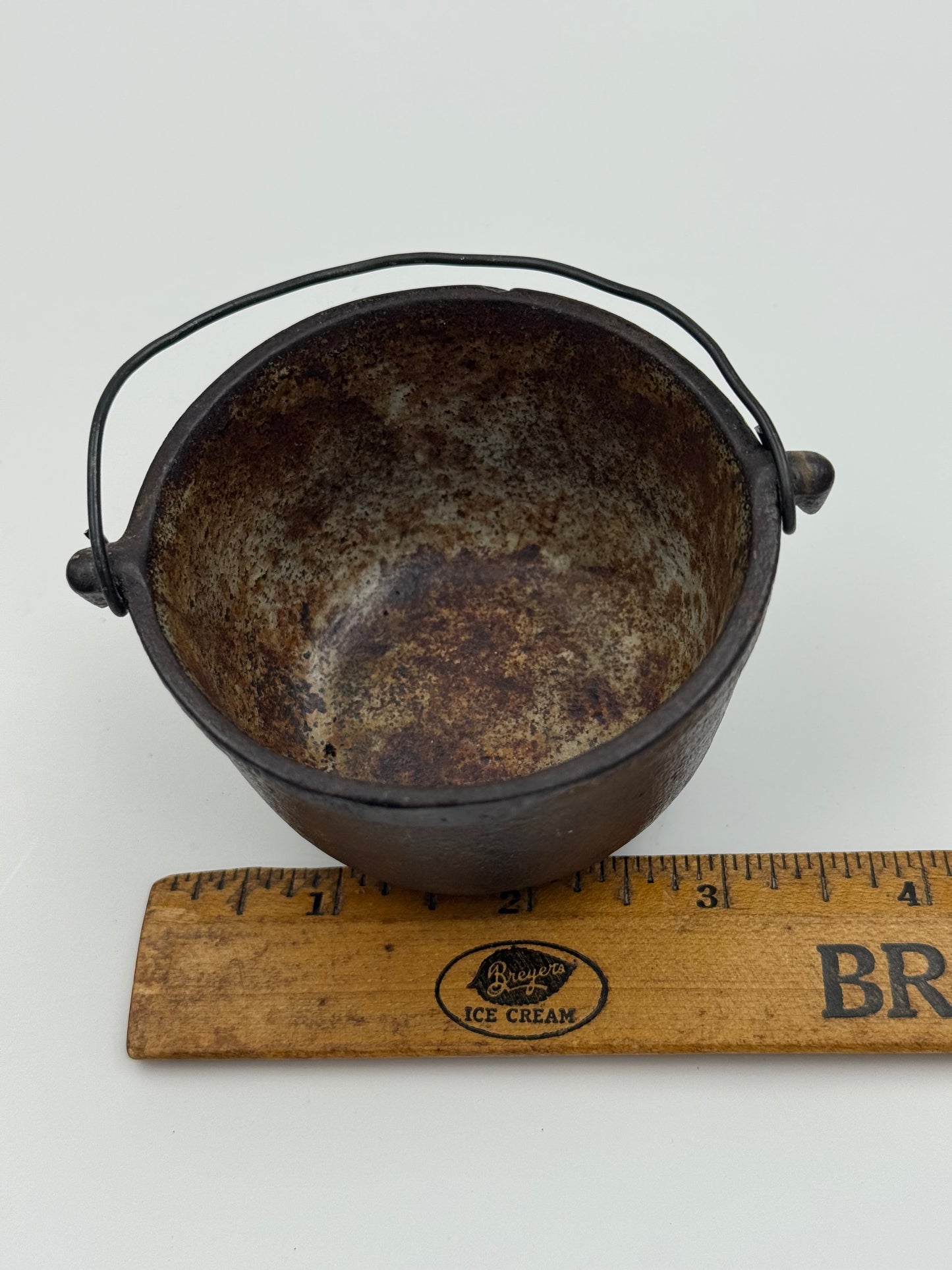 Vintage Toy Cast Iron 3 Leg Pot