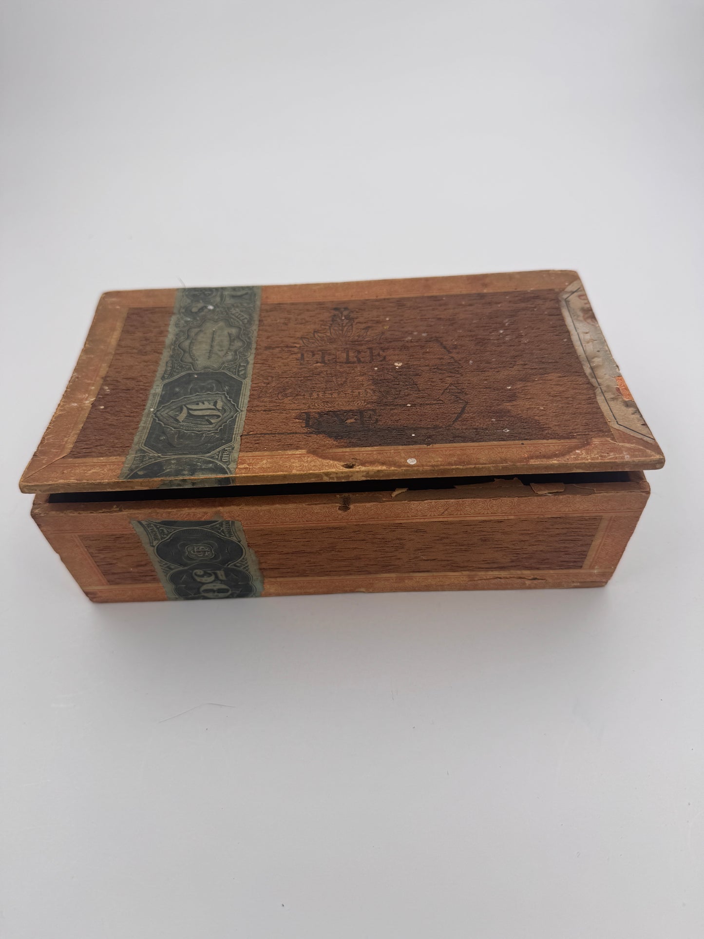 Vintage Cigar Box Pure Rye