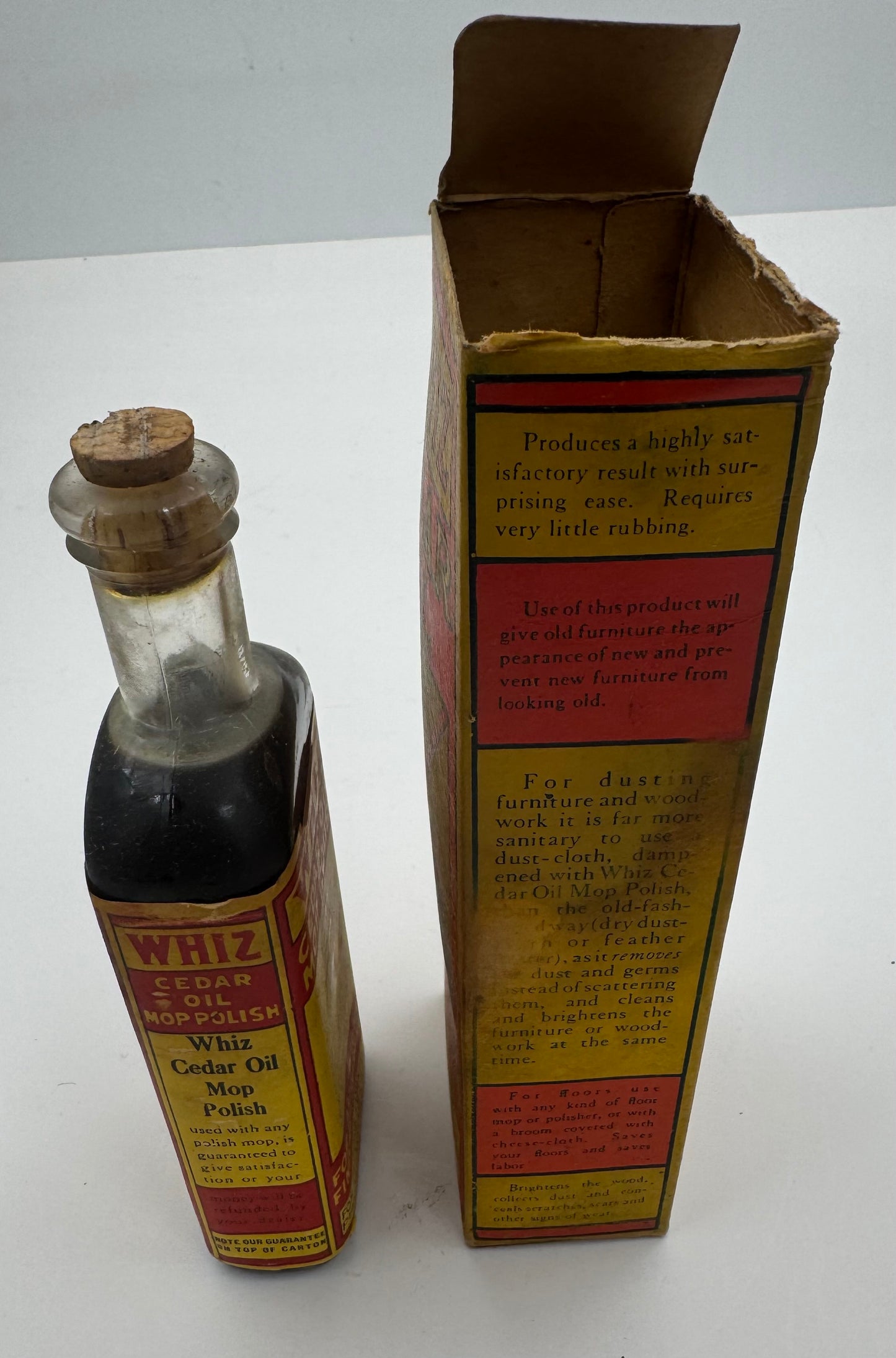 Vintage Whiz Cedar Oil Bottle Full With Original Package NOS
