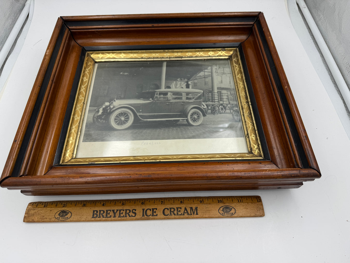 Vintage Peerless Auto Picture Deep Well Frame