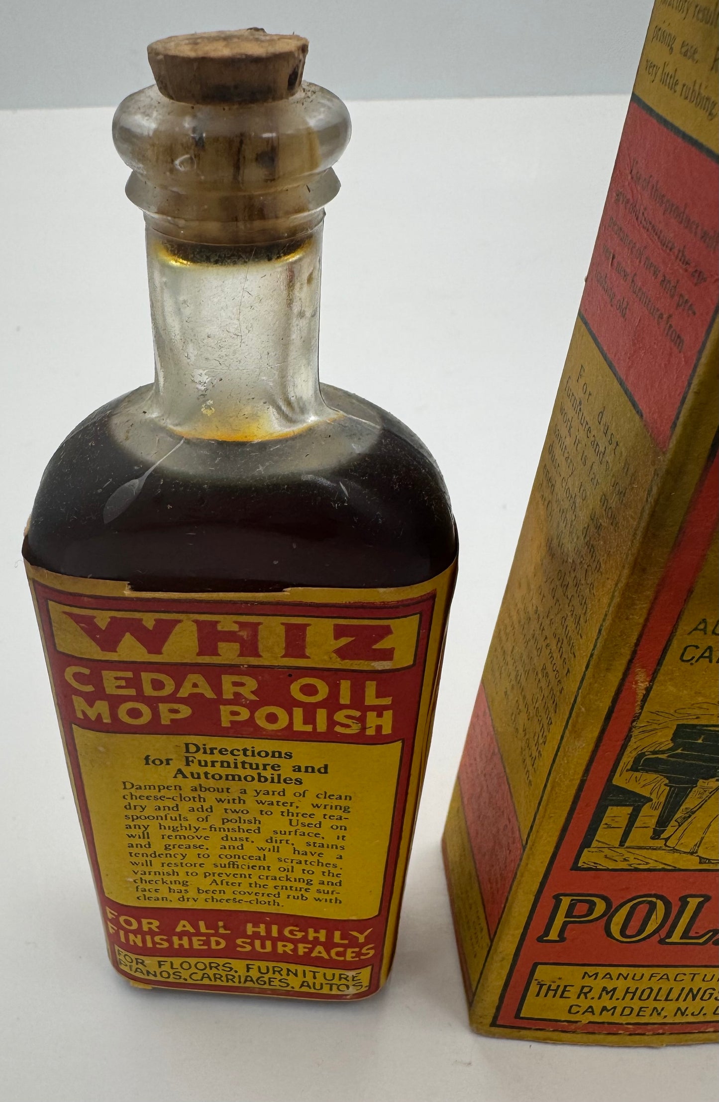 Vintage Whiz Cedar Oil Bottle Full With Original Package NOS