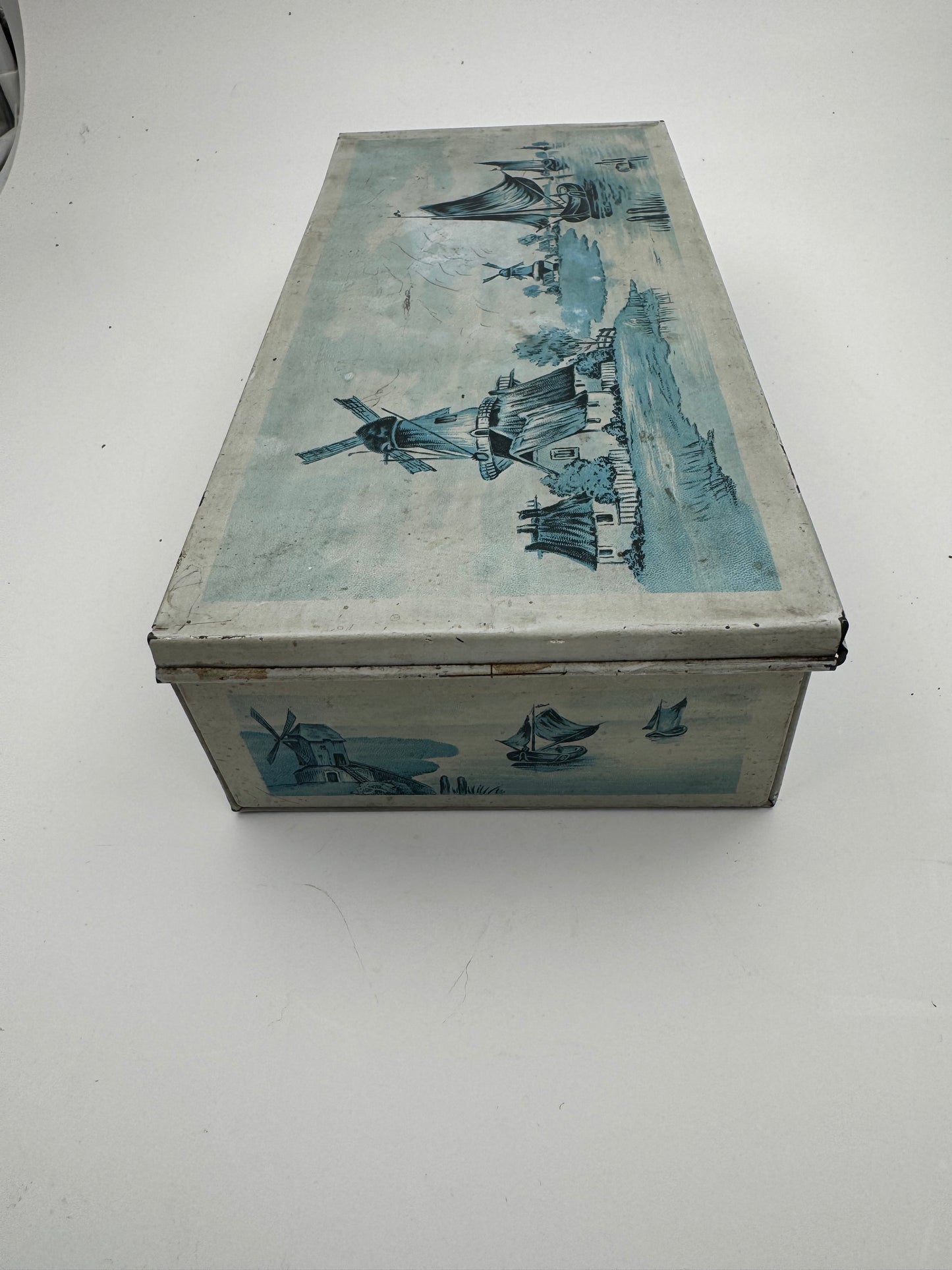 Vintage Zeno Gum Tin Great Graphics