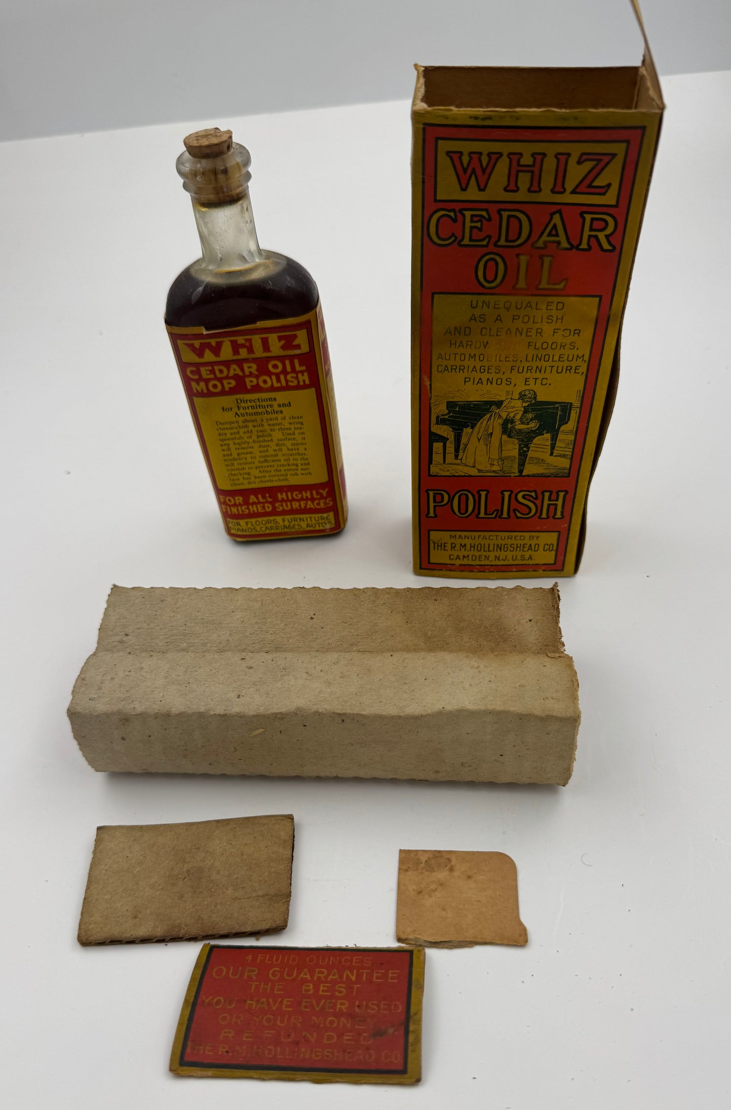 Vintage Whiz Cedar Oil Bottle Full With Original Package NOS