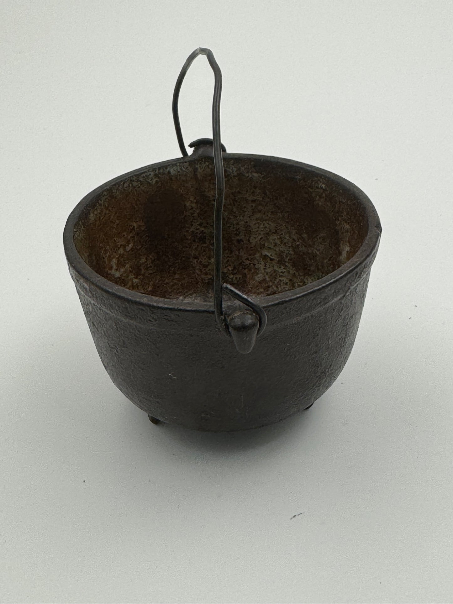 Vintage Toy Cast Iron 3 Leg Pot