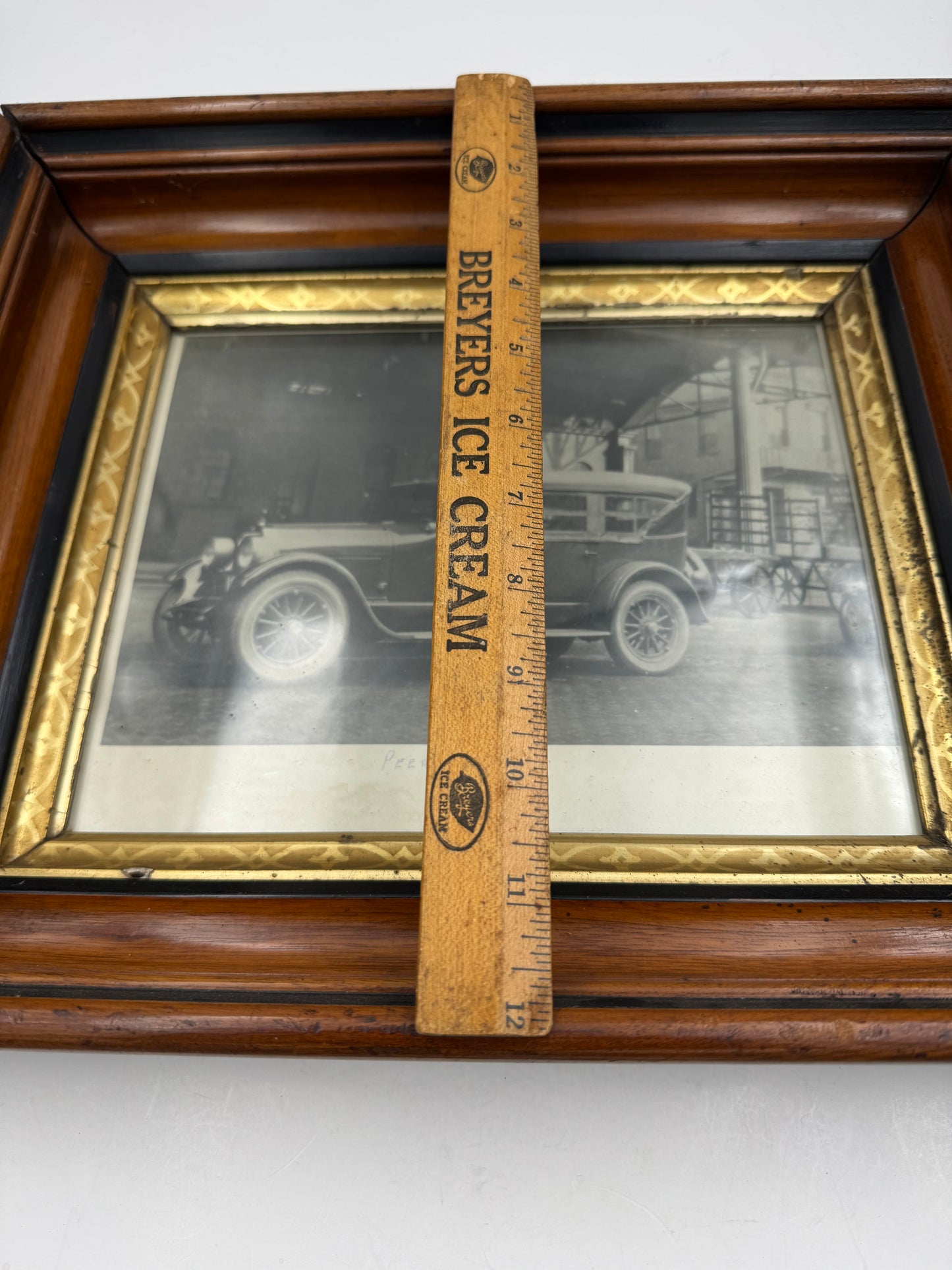 Vintage Peerless Auto Picture Deep Well Frame