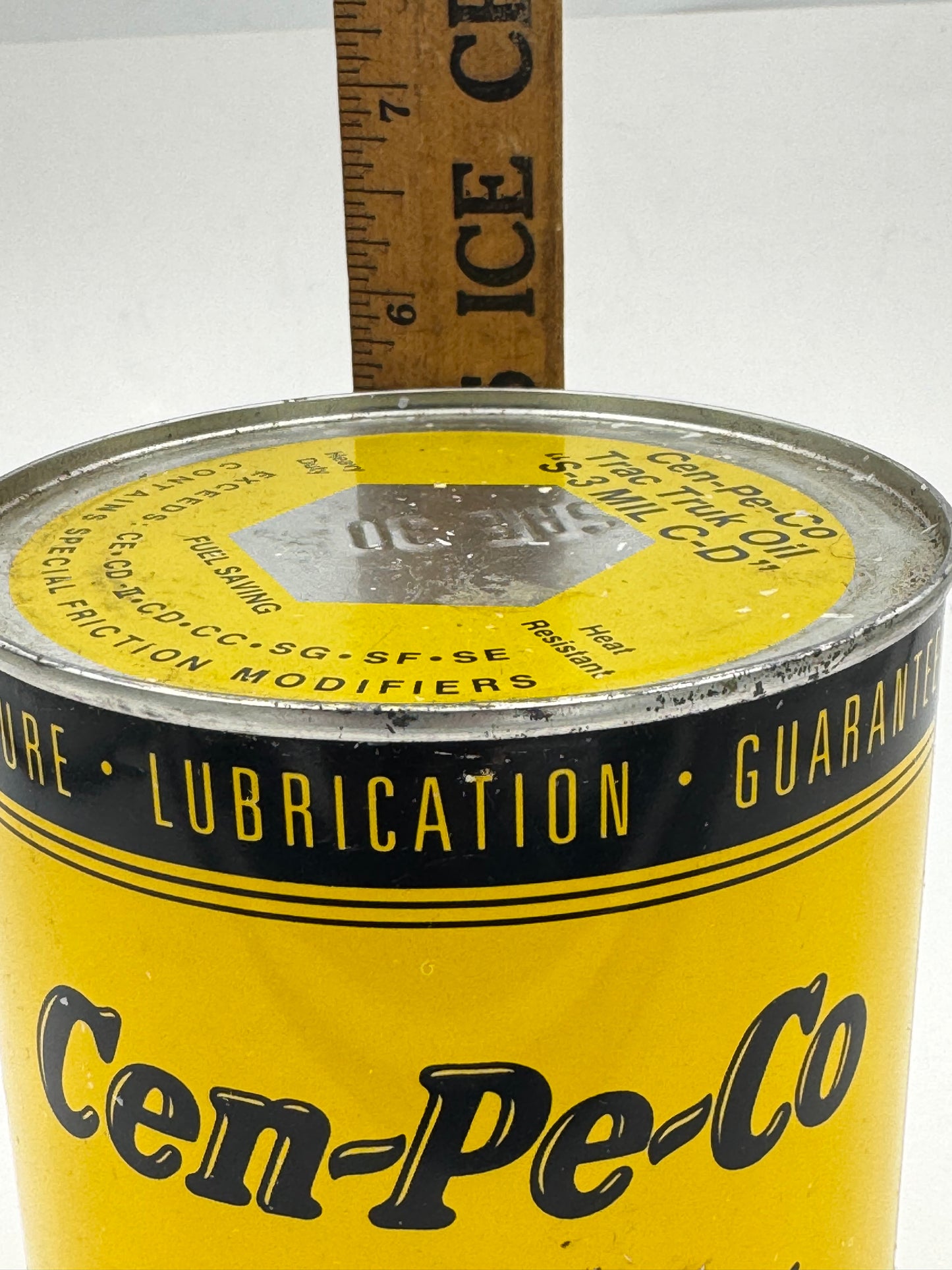 Vintage Cen Pe Co Oil Can Quart