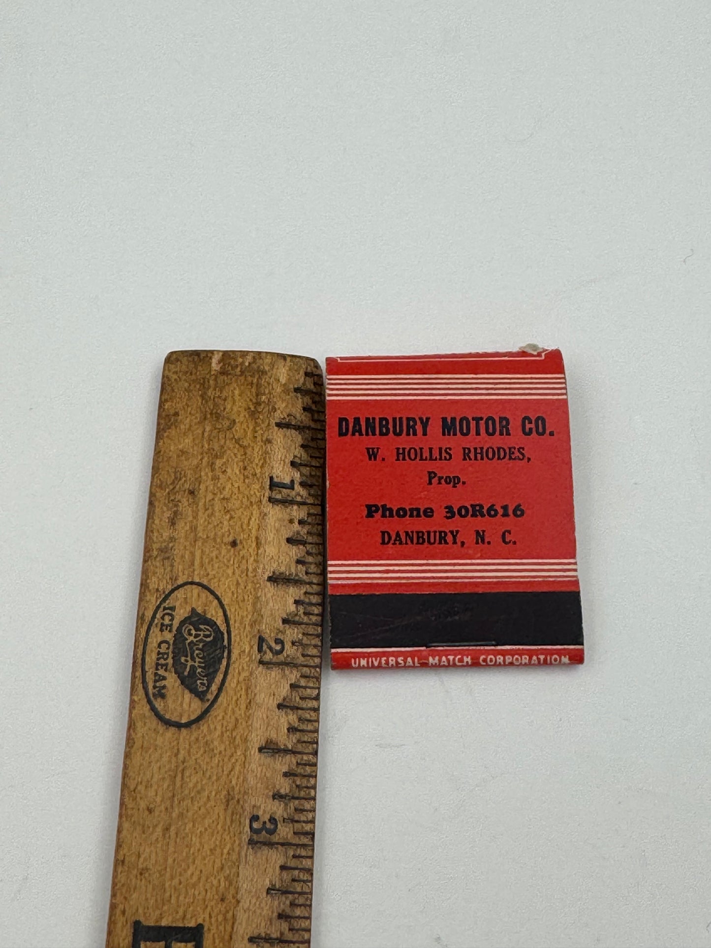 Vintage Matchbook Willard Batteries Full