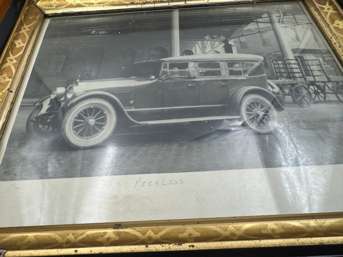 Vintage Peerless Auto Picture Deep Well Frame