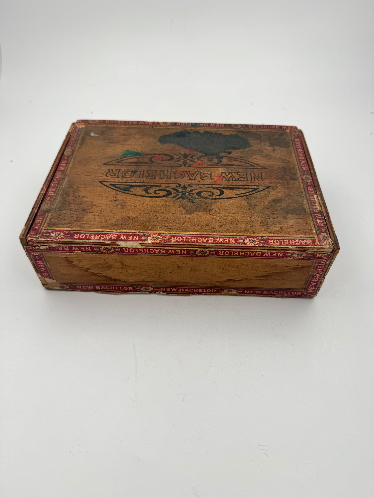 Vintage Cigar Box New Bachelor 1920s Wooden