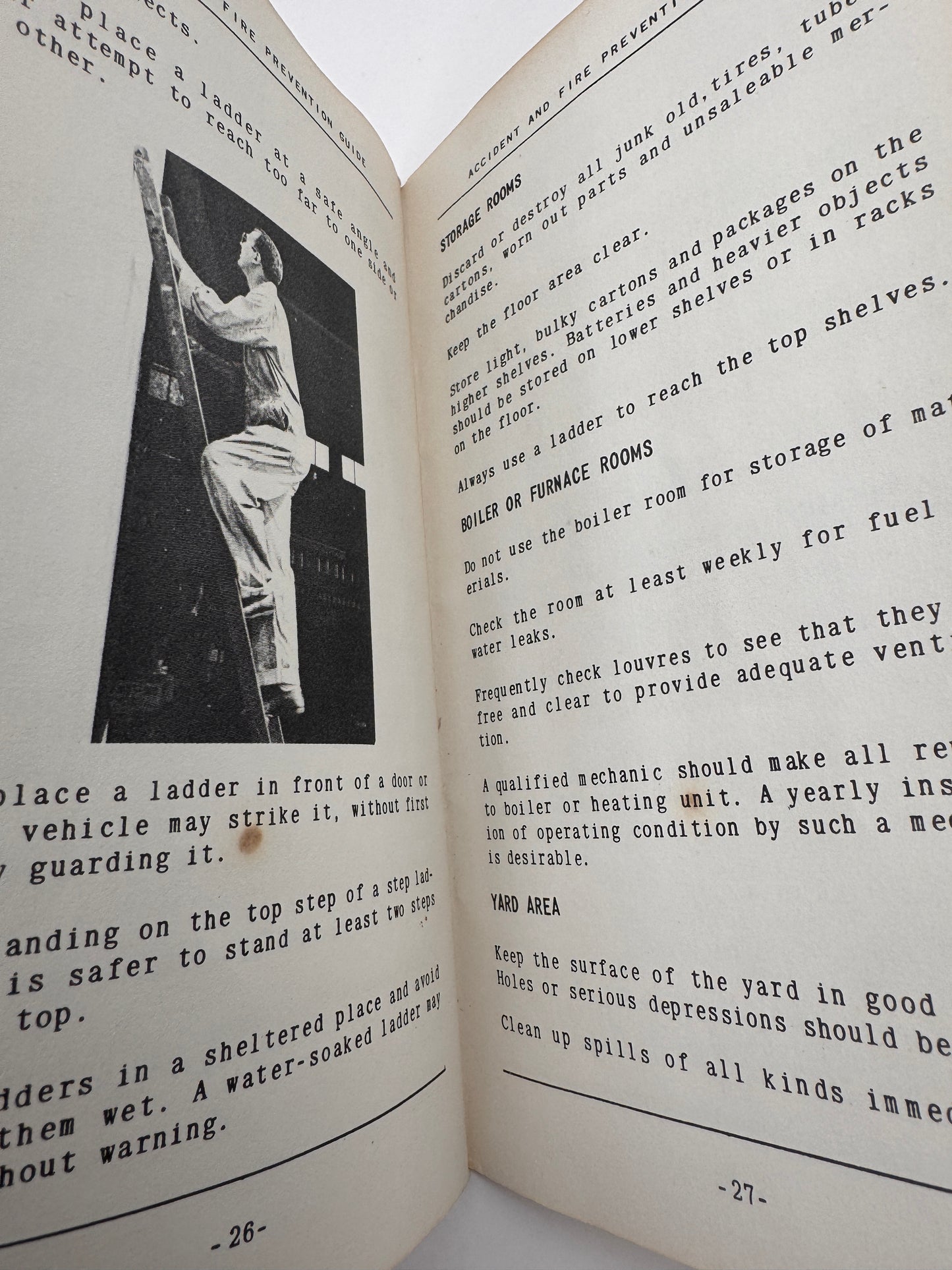 Vintage Esso Standard Oil Station Guide