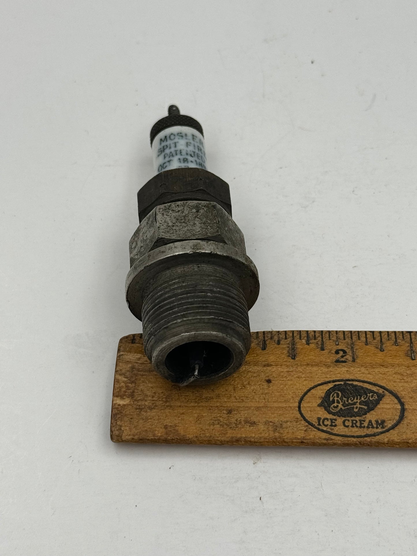 Vintage Spark Plug Mosler Spit Fire