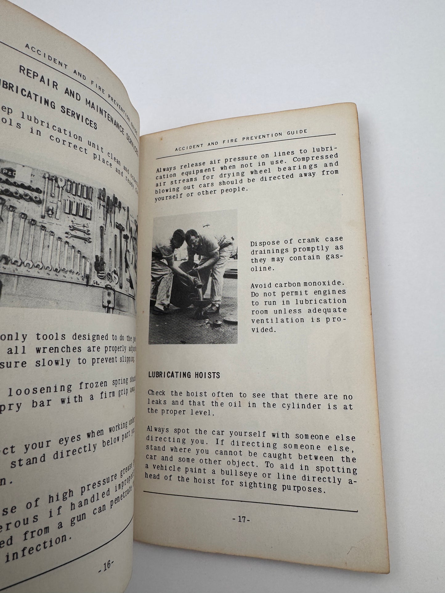 Vintage Esso Standard Oil Station Guide