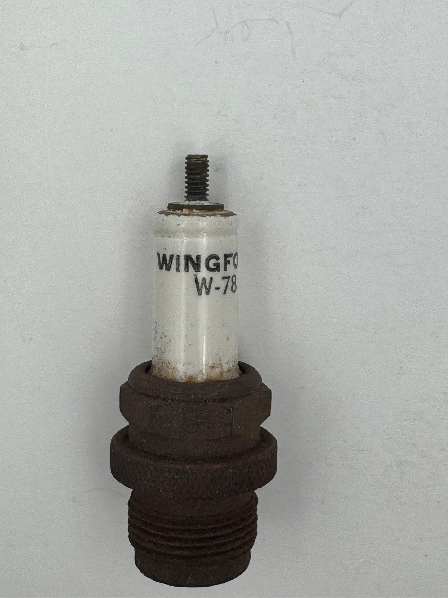 Vintage Spark Plug Wingfoot W-78