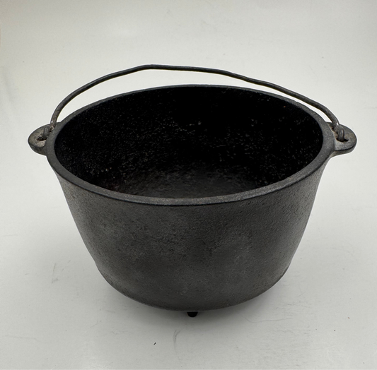 Vintage Salesman Sample Wagner 3 Leg Stock Pot