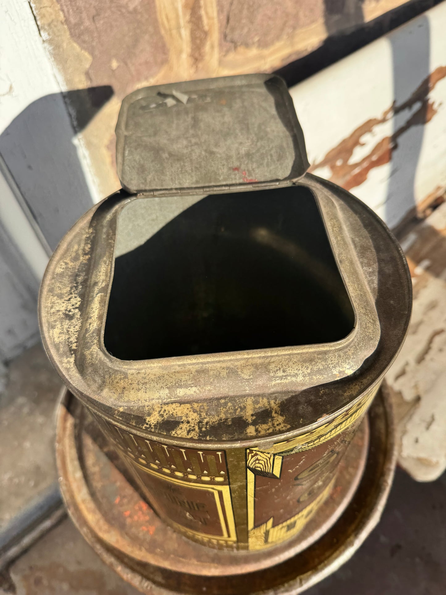 Vintage Sweet Cuba Tobacco Tin