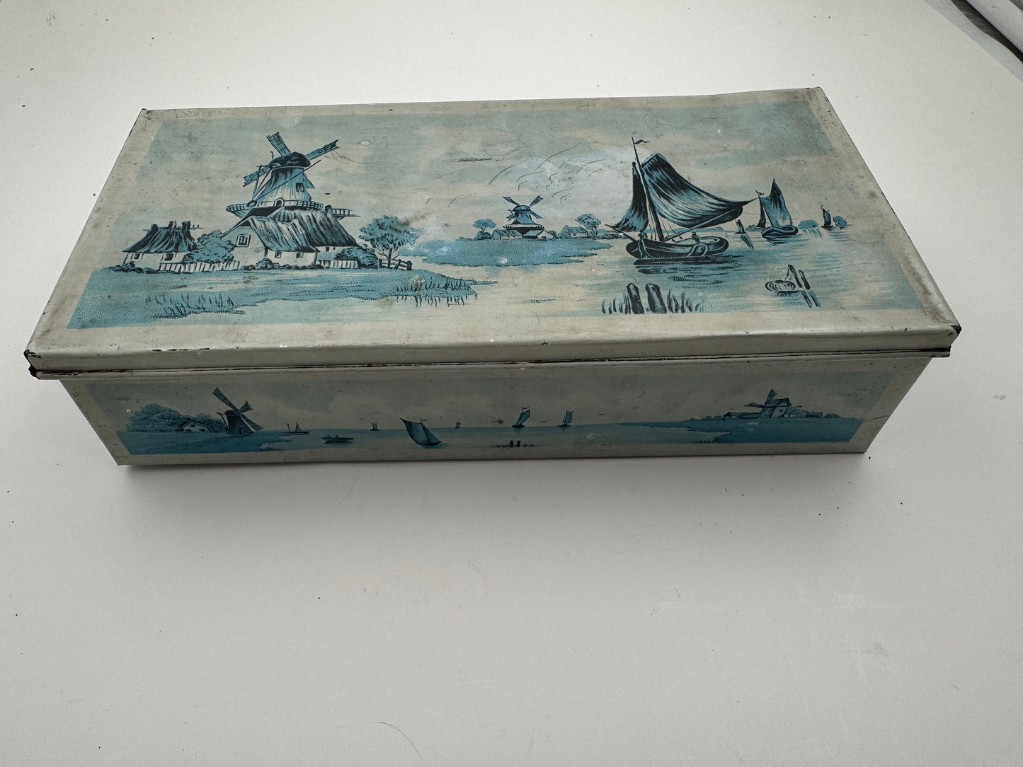 Vintage Zeno Gum Tin Great Graphics