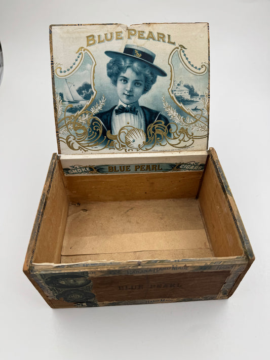 Vintage Blue Pearl Cigar Box Havana Cigars