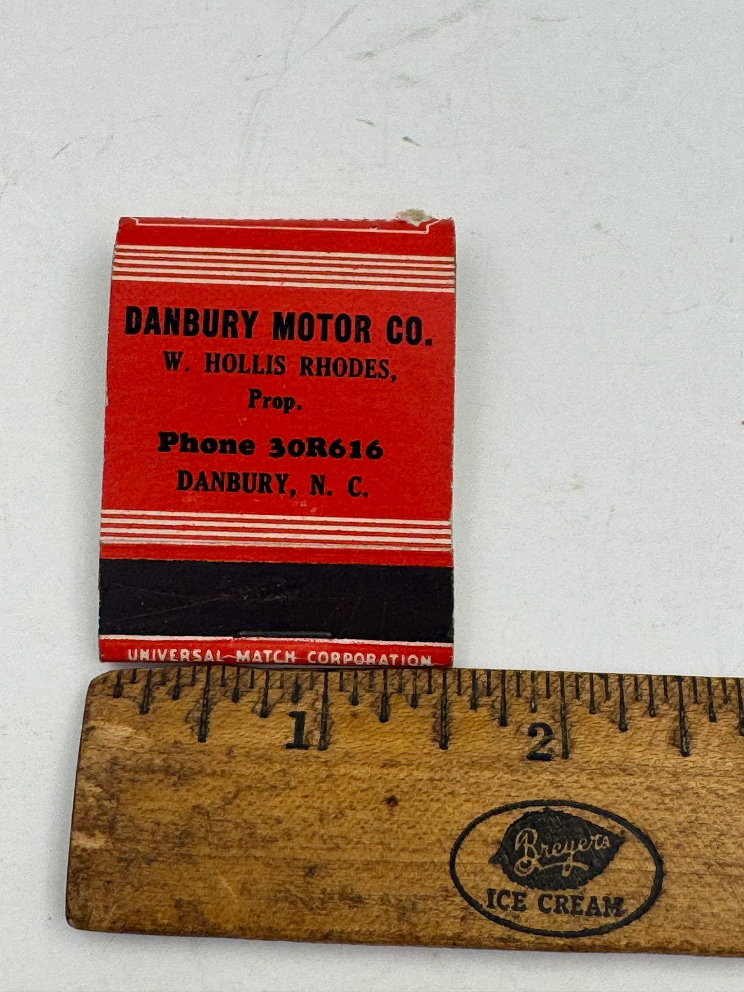 Vintage Matchbook Willard Batteries Full