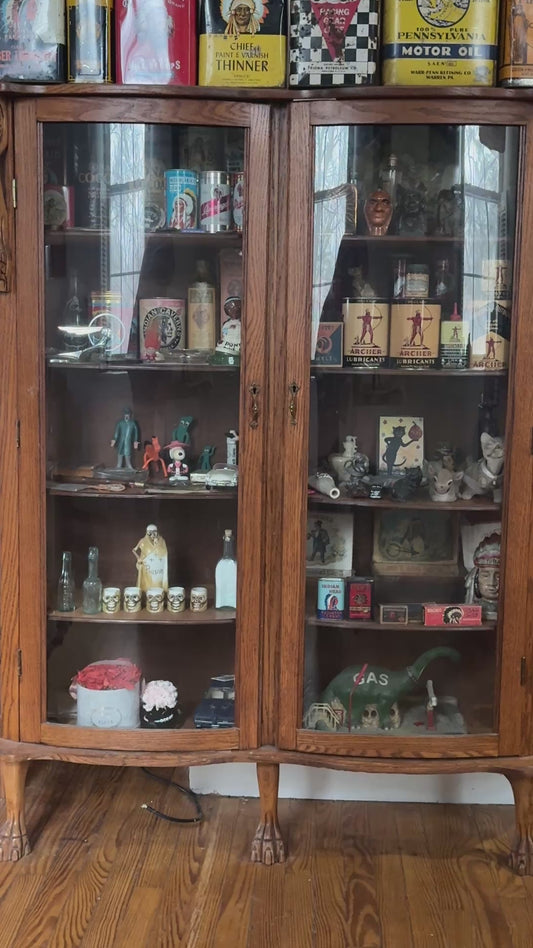 Vintage Esso Standard Oil Station Guide